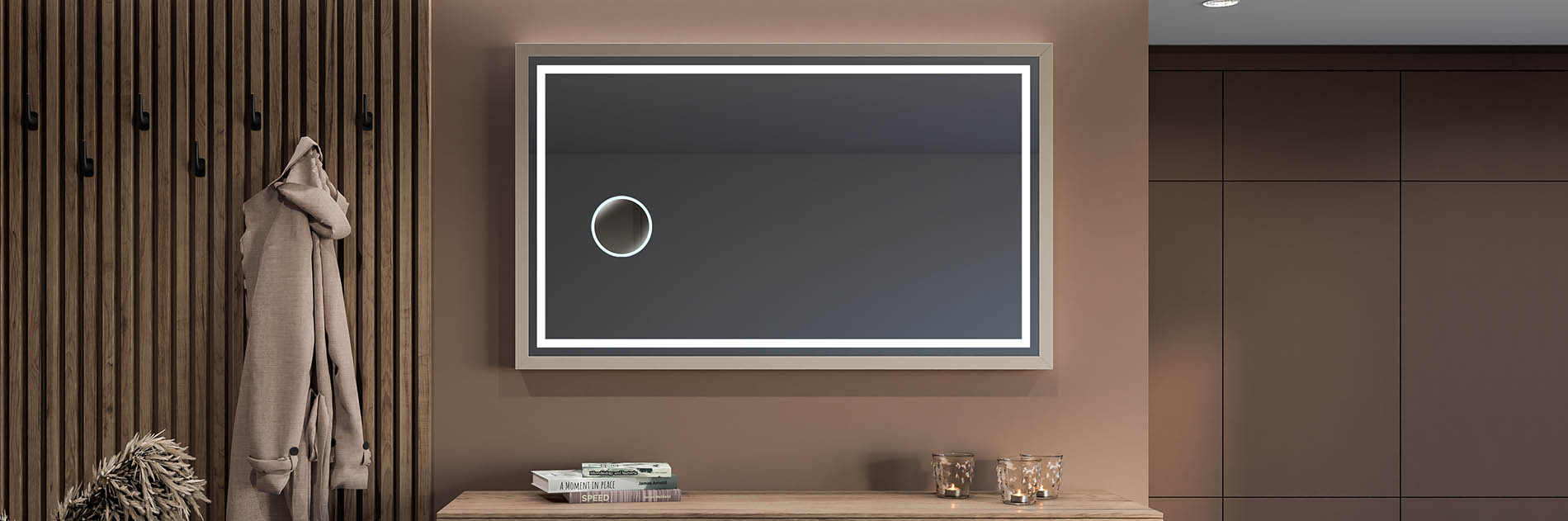 Lo specchio ingrandisce tre volte.