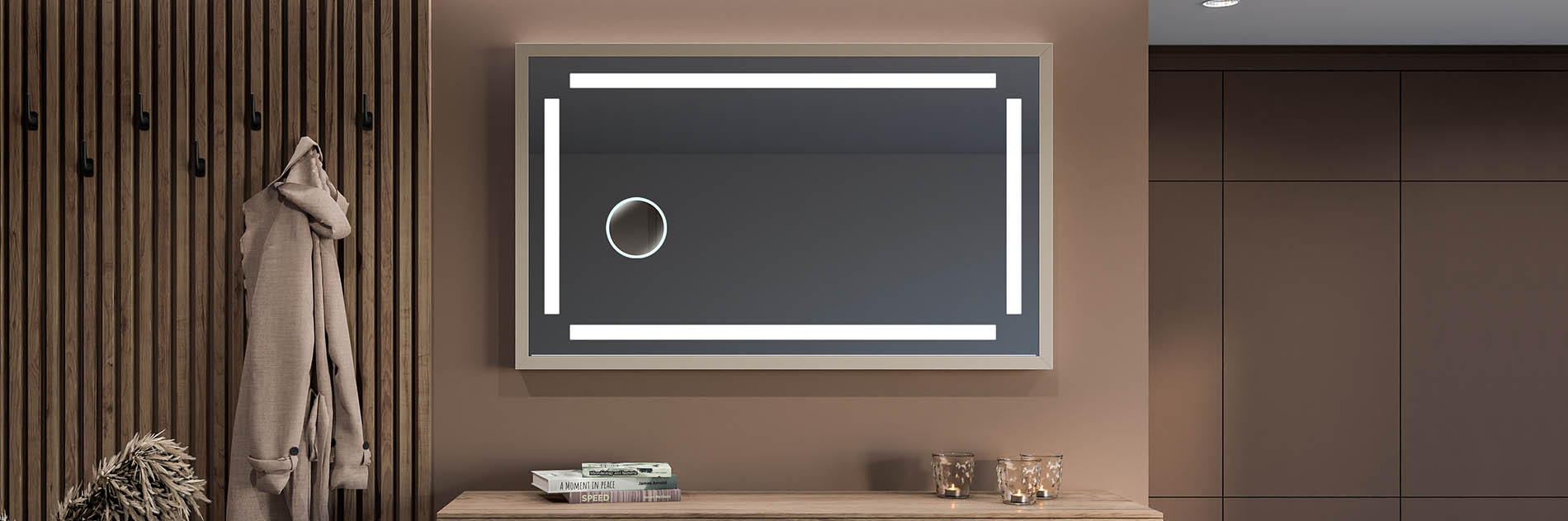 Lo specchio ingrandisce tre volte.