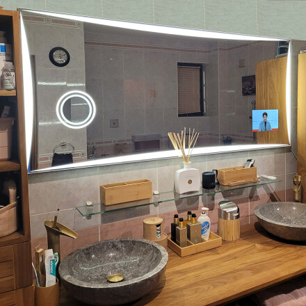 Artforma - Rettangolare specchio bagno con luce LED a batteria L131