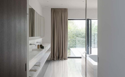 Piastrella in gres porcellanato di grande formato per pavimenti, 120×280 cm, grigia opaca con delicate venature, rettificata A4H186 Dolomite