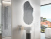 Specchio da bagno LED di forma irregolare F222