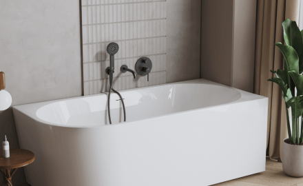 Vasca da bagno Astri da appoggio a parete, 150 cm, con montaggio a destra, completa di sifone, tappo e elegante troppopieno