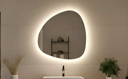 Specchio decorativo LED di forma irregolare 54x54 cm con luce neutra 4500K