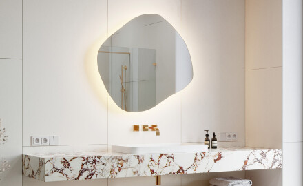 Specchio da bagno LED di forma irregolare R221