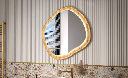 Specchio decorativo in una cornice di rovere con illuminazione LED