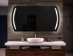 Specchio da parete moderno per bagno con luci L67 #1